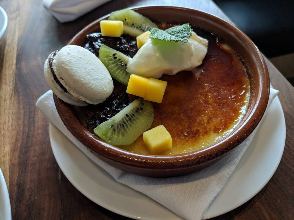 Salare Restaurant | restaurant | 2404 NE 65th St, Seattle, WA 98115, USA | 2065562192 OR +1 206-556-2192