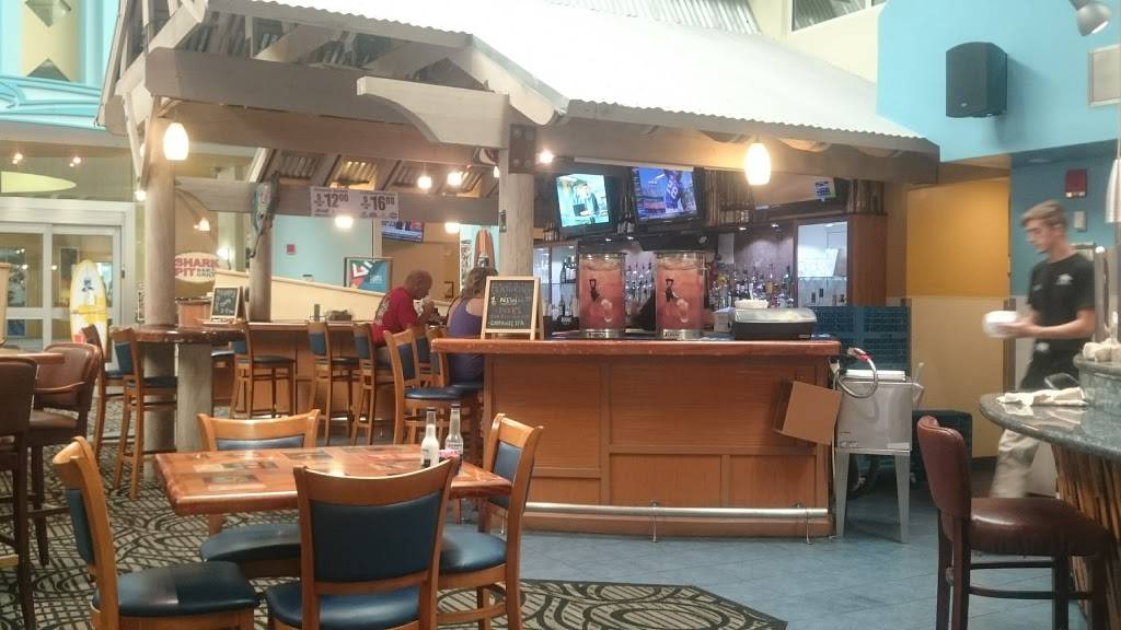 Shark Pit Bar & Grill | restaurant | 4001 N Atlantic Ave, Cocoa Beach, FL 32931, USA | 3218688952 OR +1 321-868-8952