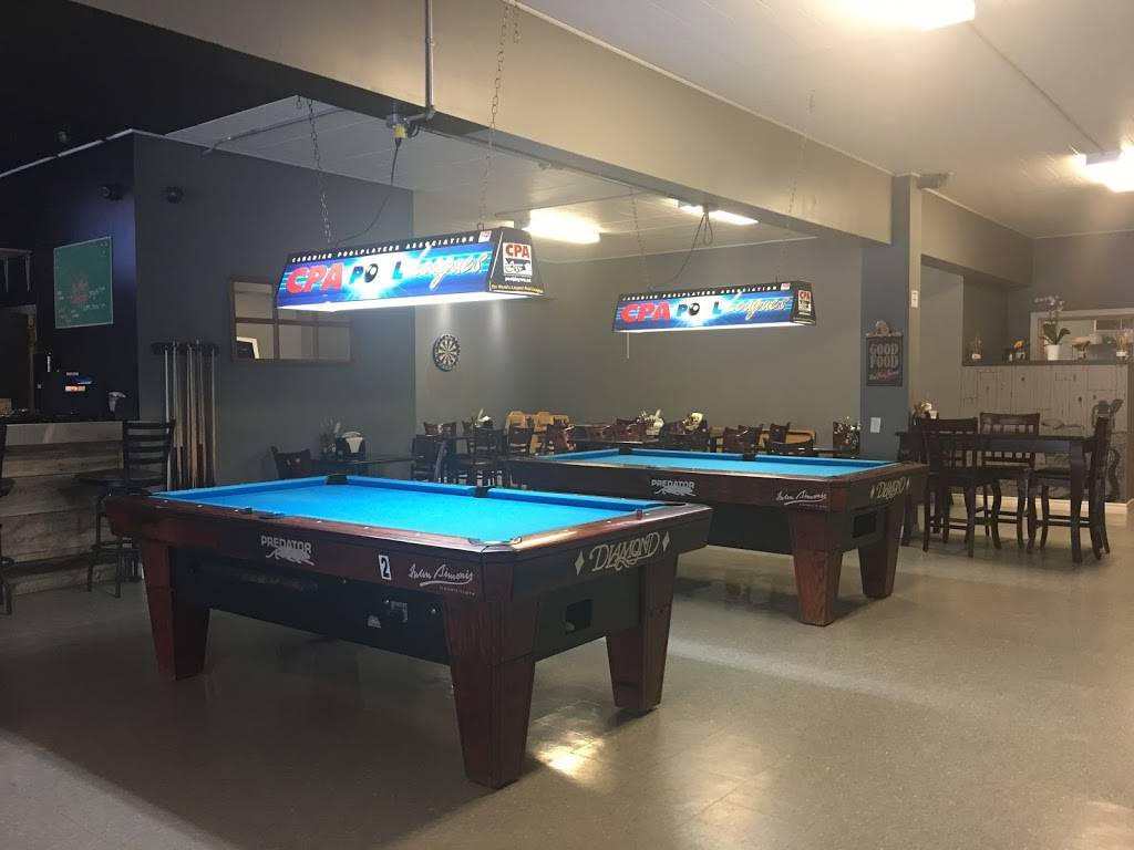 Country Gold Bar and Grill | restaurant | 102 Main St E, Listowel, ON N4W 2B6, Canada | 2264302280 OR +1 226-430-2280