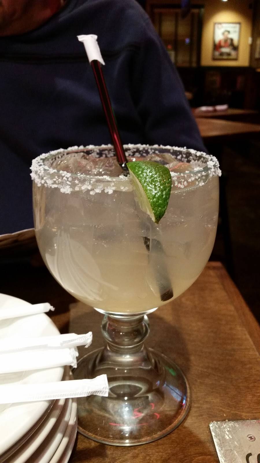 Logans Roadhouse | restaurant | 4046 Wards Rd, Lynchburg, VA 24502, USA | 4348320377 OR +1 434-832-0377