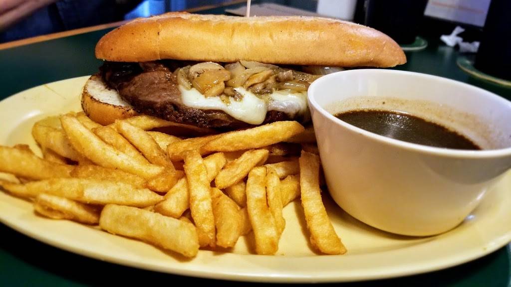 Chubbies | restaurant | 5208 Turnpike Feeder Rd, Fort Pierce, FL 34951, USA | 7724667600 OR +1 772-466-7600