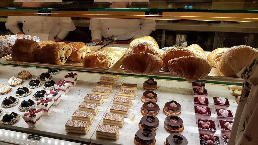 Chefs de France | restaurant | 1830 Avenue of the Stars, Orlando, FL 32830, USA | 4078278709 OR +1 407-827-8709