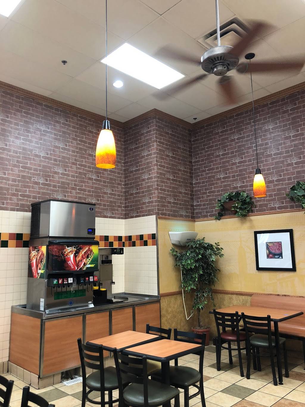 Subway | restaurant | 4001 Hallmark Pkwy, San Bernardino, CA 92407, USA | 9098875733 OR +1 909-887-5733
