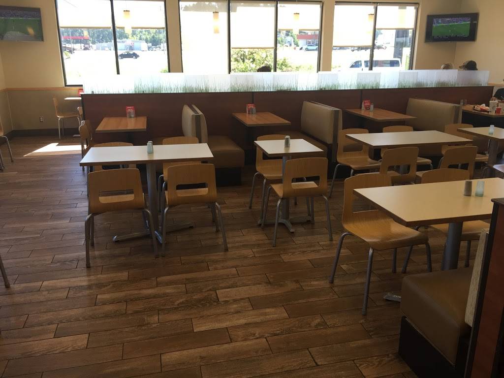 Wendys | restaurant | 957 Hwy 140 NW West, Adairsville, GA 30103, USA | 7707699914 OR +1 770-769-9914