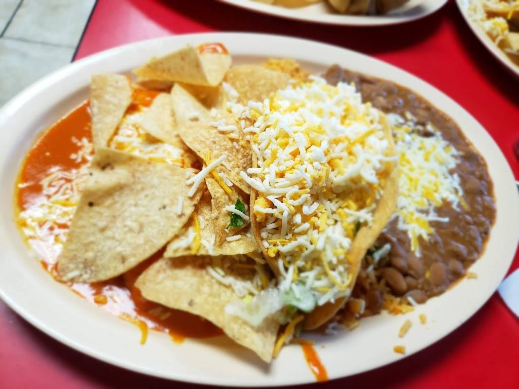 Hot Chile Mexican Food | restaurant | 11061 Balboa Blvd, Granada Hills, CA 91344, USA | 8188329983 OR +1 818-832-9983