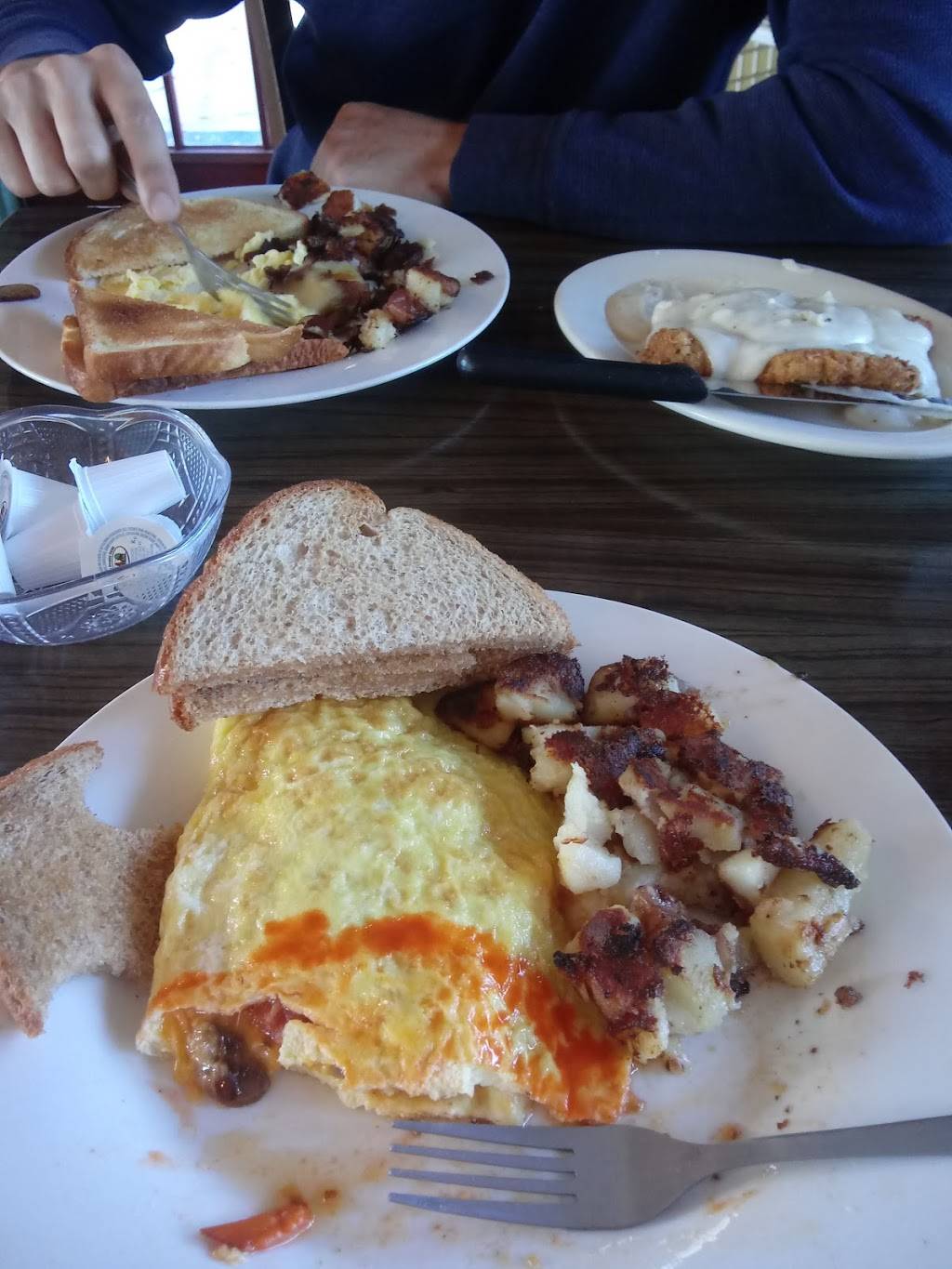 Kerns Family Kitchen | restaurant | 18976 FL-40, Silver Springs, FL 34488, USA | 3522894518 OR +1 352-289-4518