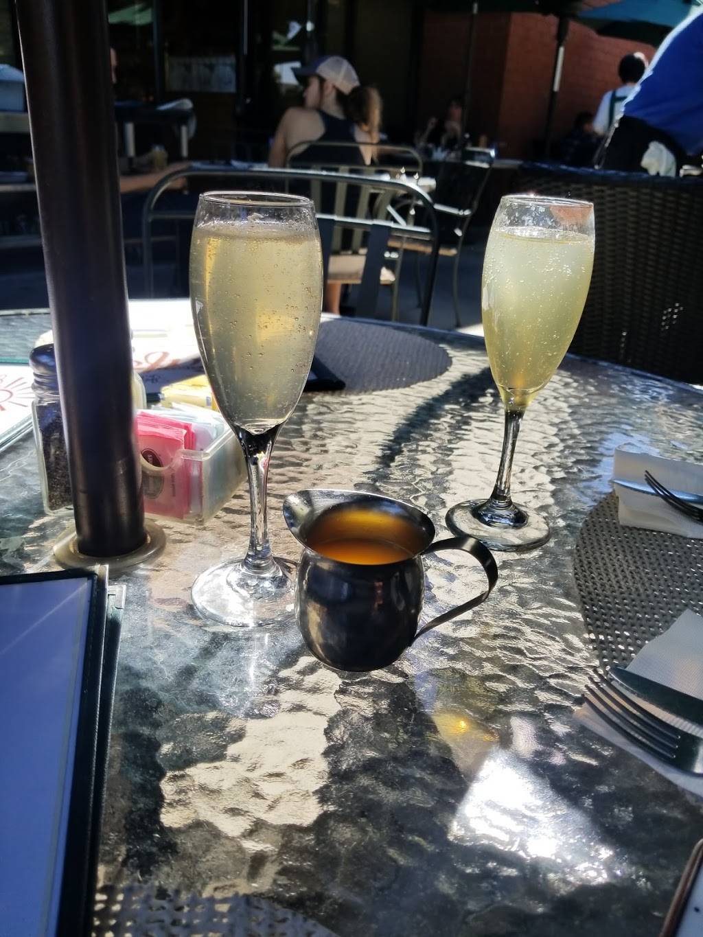 Hill Street Cafe | restaurant | 1050 S Hill Rd, Ventura, CA 93003, USA | 8056541115 OR +1 805-654-1115