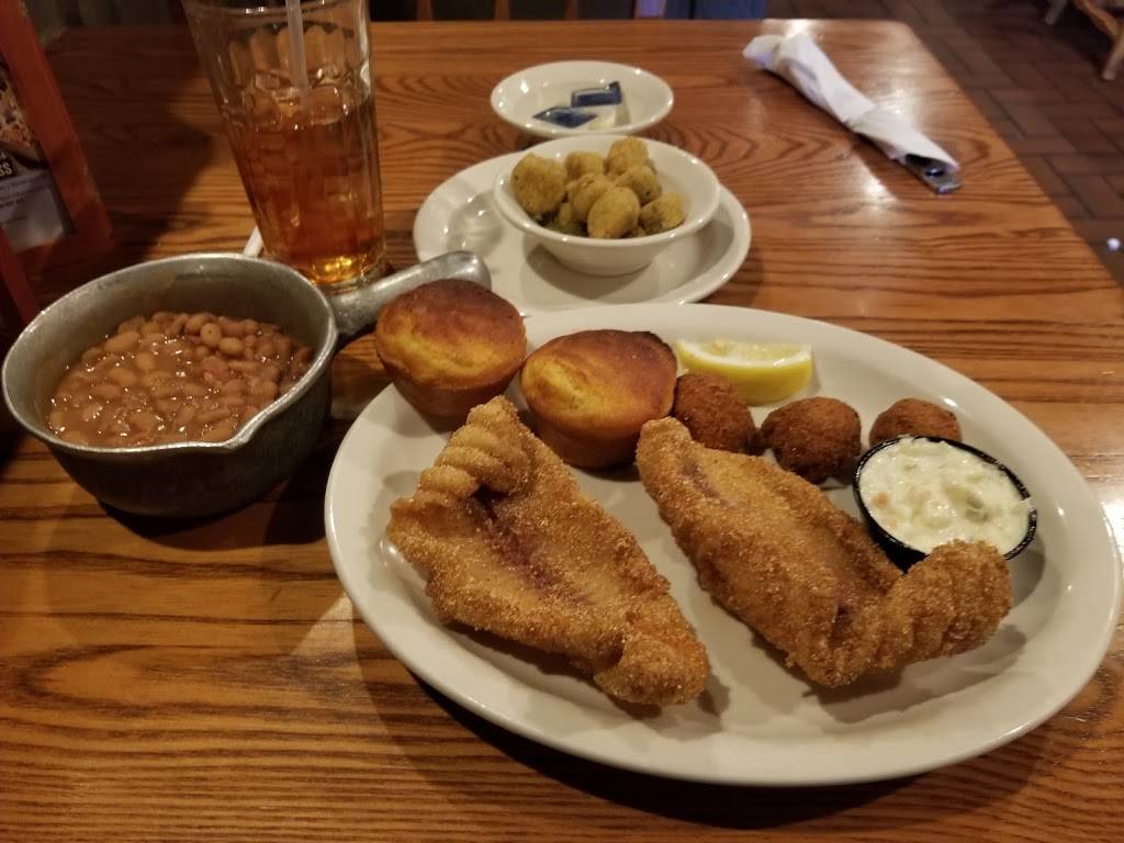Cracker Barrel Old Country Store | restaurant | 941 Hwy 140 NW, Adairsville, GA 30103, USA | 7707731782 OR +1 770-773-1782