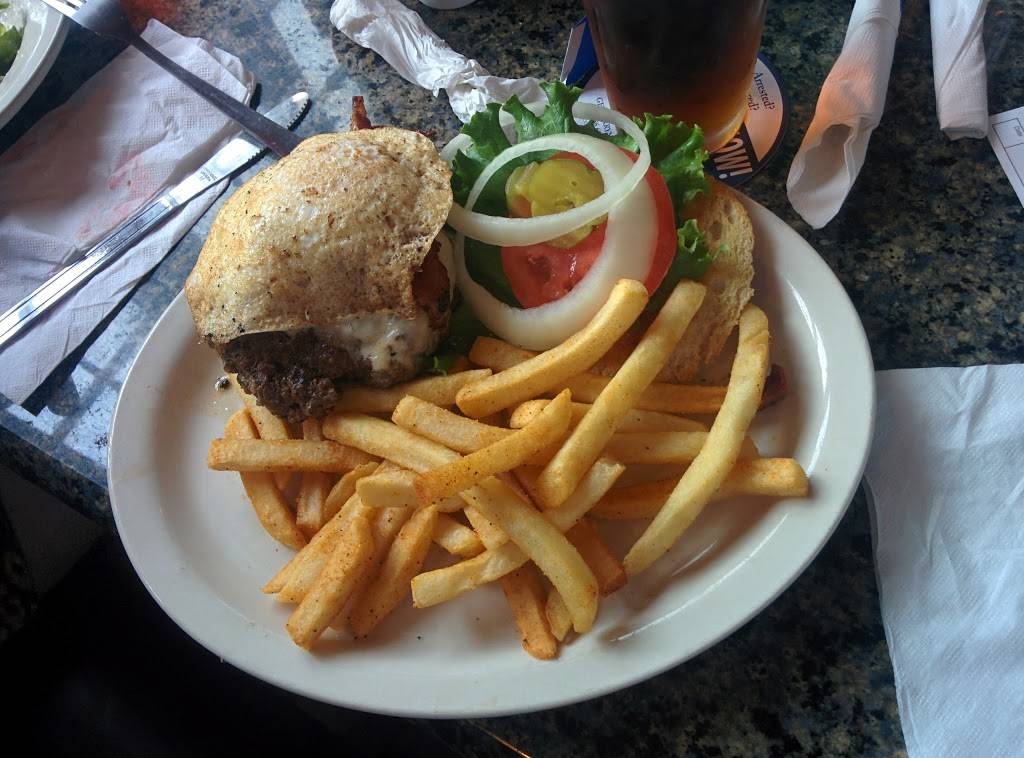 Lost Lagoon Wings and Grill | restaurant | 2004 N Dixie Fwy, New Smyrna Beach, FL 32168, USA | 3863663360 OR +1 386-366-3360