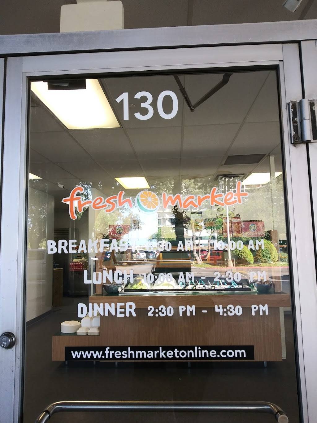 Fresh Market | restaurant | 6300 Harry Hines Blvd #130, Dallas, TX 75235, USA | 2143522296 OR +1 214-352-2296