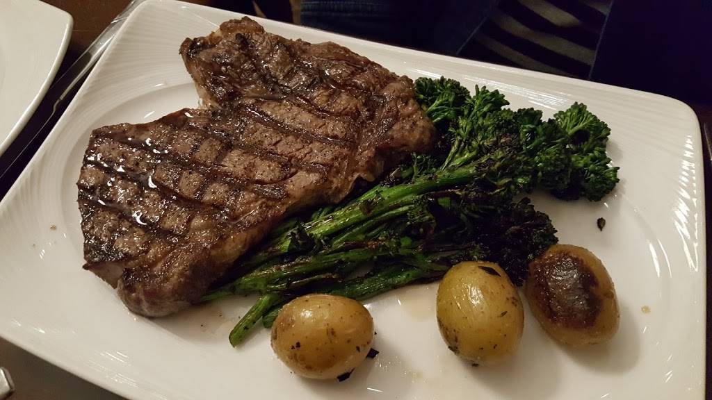 Amoura | restaurant | 713 Linden Ave, South San Francisco, CA 94080, USA | 6507546891 OR +1 650-754-6891