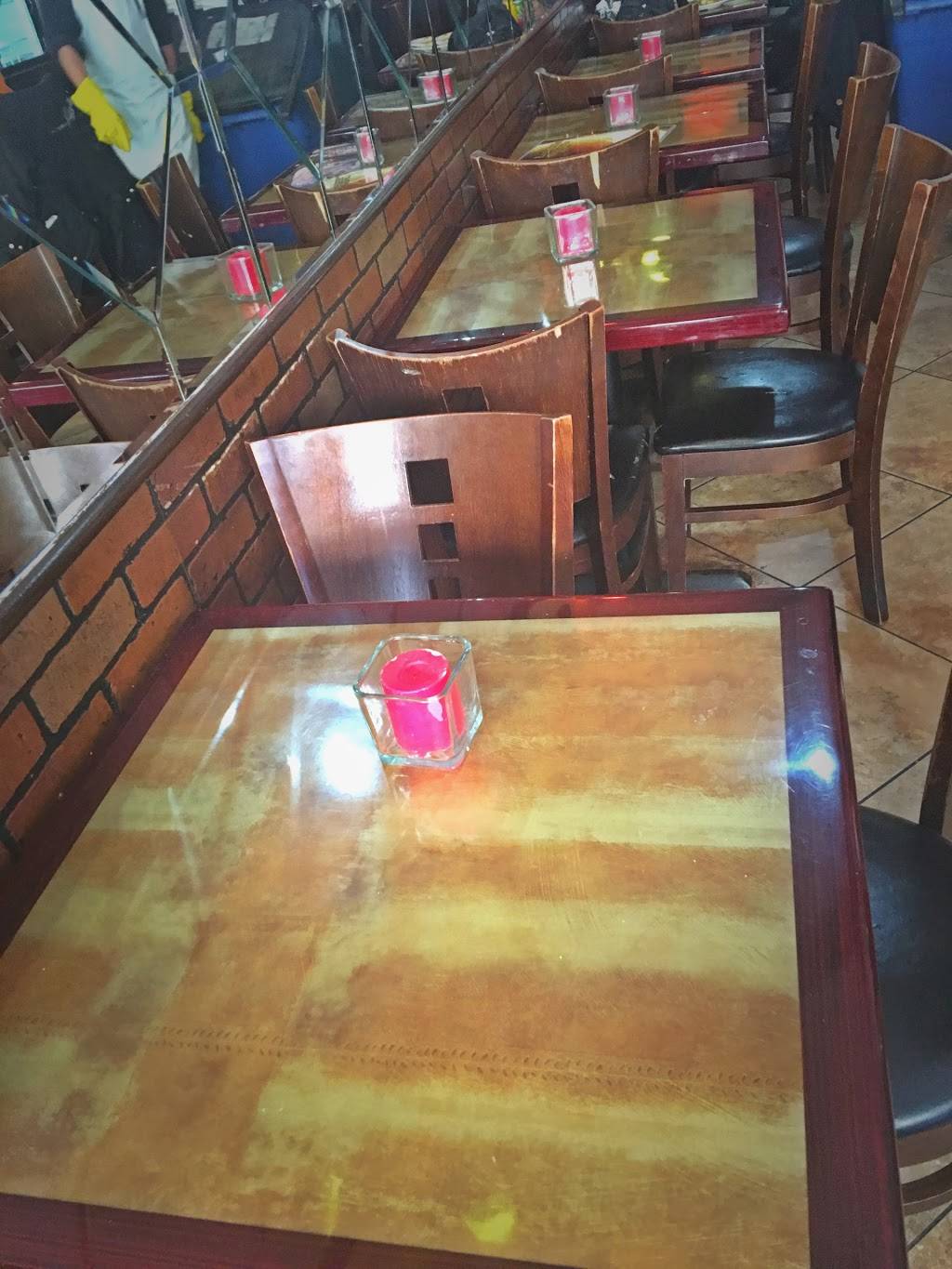 La Estrella Del Castillo | restaurant | 948 Nostrand Ave, Brooklyn, NY 11225, USA | 7183633387 OR +1 718-363-3387