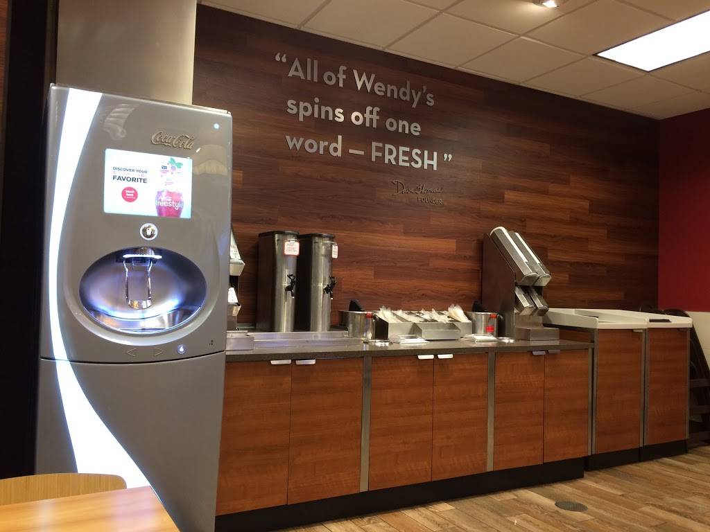 Wendys | restaurant | 1750 E Higgins Rd, Schaumburg, IL 60173, USA | 8476050225 OR +1 847-605-0225