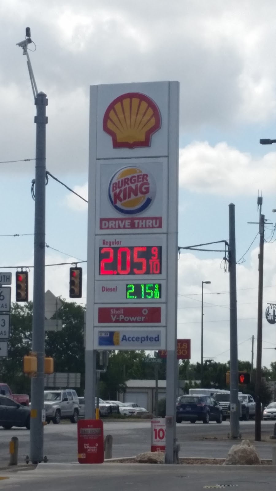 Shell | restaurant | 1001 Main St, Bandera, TX 78003, USA | 8307963101 OR +1 830-796-3101