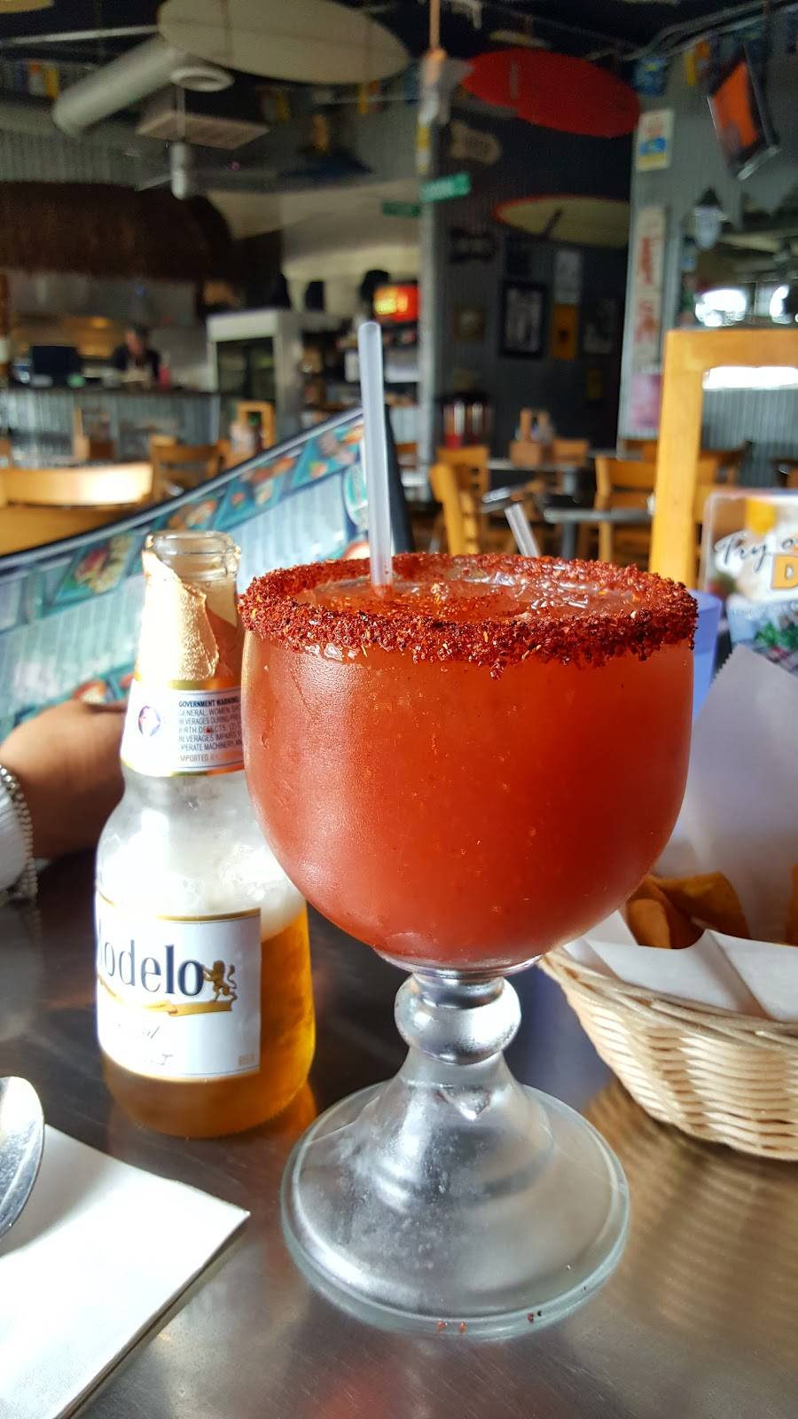 Baja Oyster and Sushi Bar | restaurant | 1912 Coronado Ave # 105, San Diego, CA 92154, USA | 6195754606 OR +1 619-575-4606