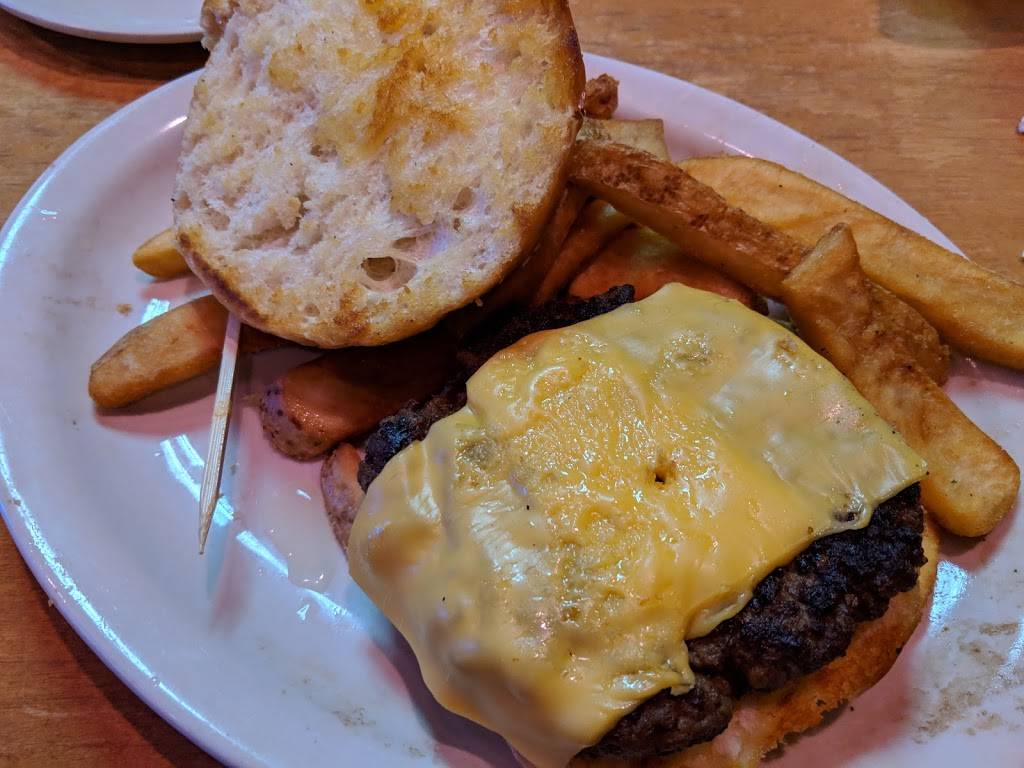 Texas Roadhouse | restaurant | 390 NY-211, Middletown, NY 10940, USA | 8453437427 OR +1 845-343-7427