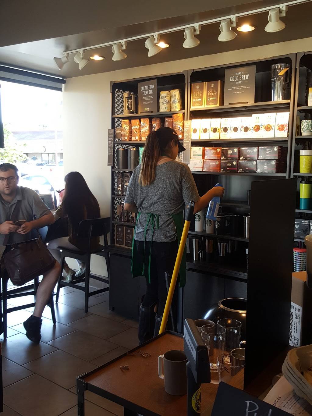 Starbucks | cafe | 9935 Topanga Canyon Blvd, Chatsworth, CA 91311, USA | 8187015823 OR +1 818-701-5823