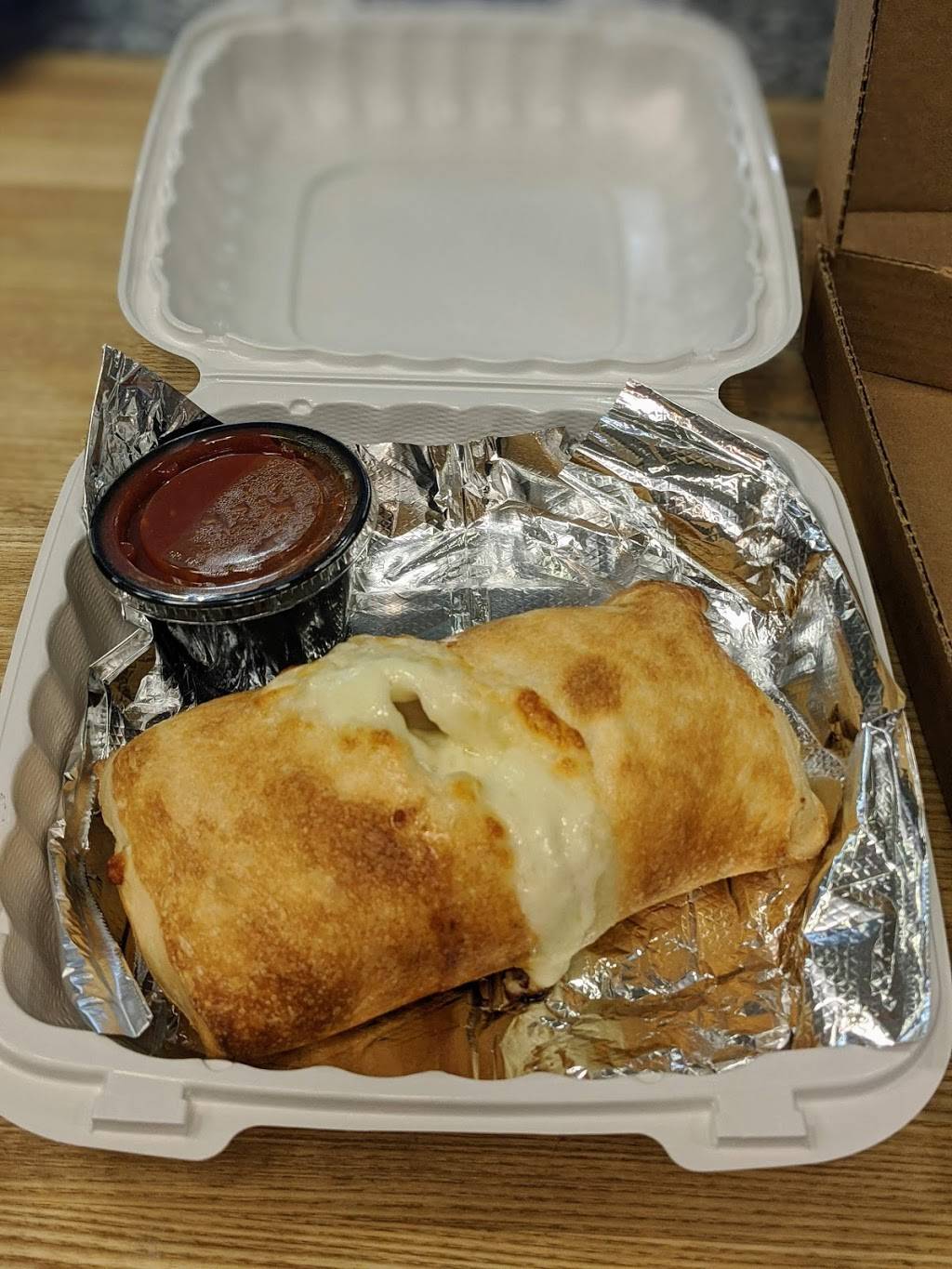 Di Famiglia | restaurant | 310 Oakwood Ave, Troy, NY 12182, USA | 5182331111 OR +1 518-233-1111