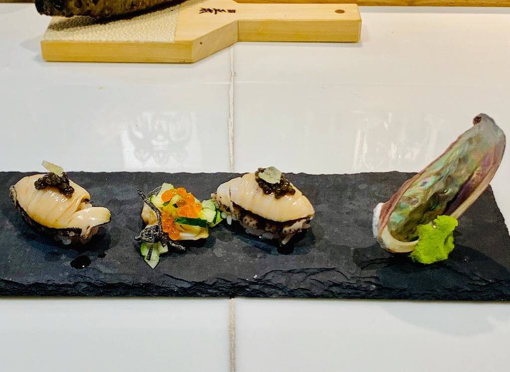 Hihimanu Sushi | restaurant | 3040 Waialae Ave a2, Honolulu, HI 96816, USA | 8087448491 OR +1 808-744-8491