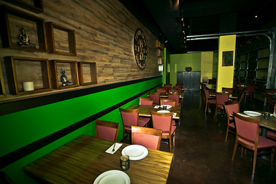 Thudsuan Kitchen and Bar | restaurant | 1818 E Madison St, Seattle, WA 98122, USA | 2065564849 OR +1 206-556-4849