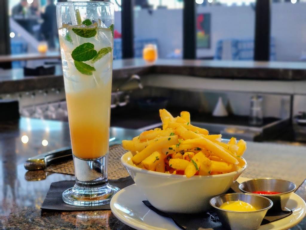 Sonoma Wine Garden | restaurant | 395 Santa Monica Pl #300, Santa Monica, CA 90401, USA | 4242144560 OR +1 424-214-4560