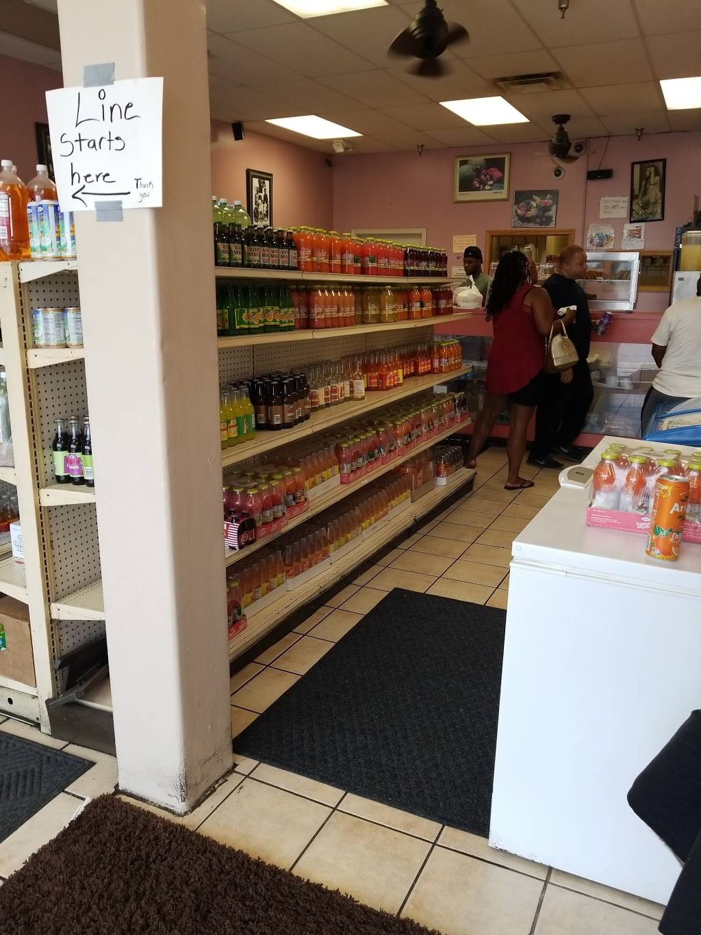 Queens Jamaican Restaurant | restaurant | 451 E Belt Blvd, Richmond, VA 23224, USA | 8042300800 OR +1 804-230-0800