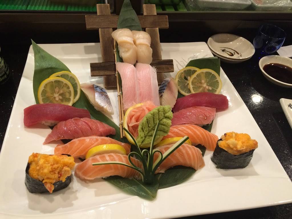 Sushi Kushi 4 U | restaurant | 127 S Rand Rd, Lake Zurich, IL 60047, USA | 8475501250 OR +1 847-550-1250