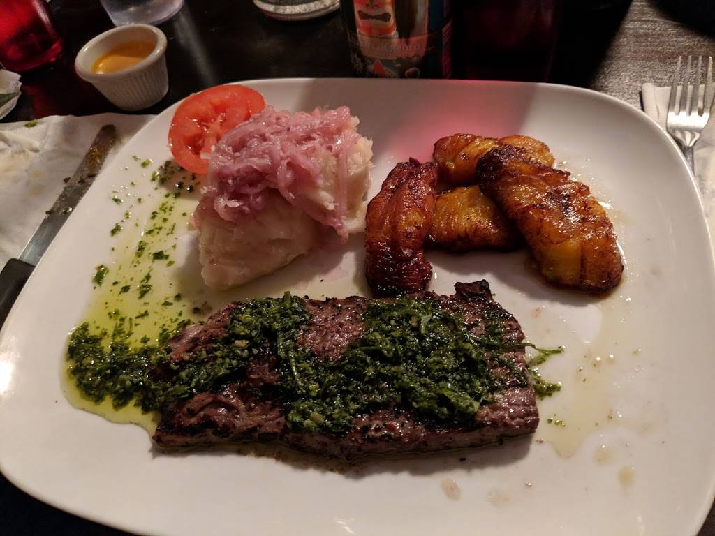 Casa Yari | restaurant | 3268 W Fullerton Ave, Chicago, IL 60647, USA | 7736619546 OR +1 773-661-9546