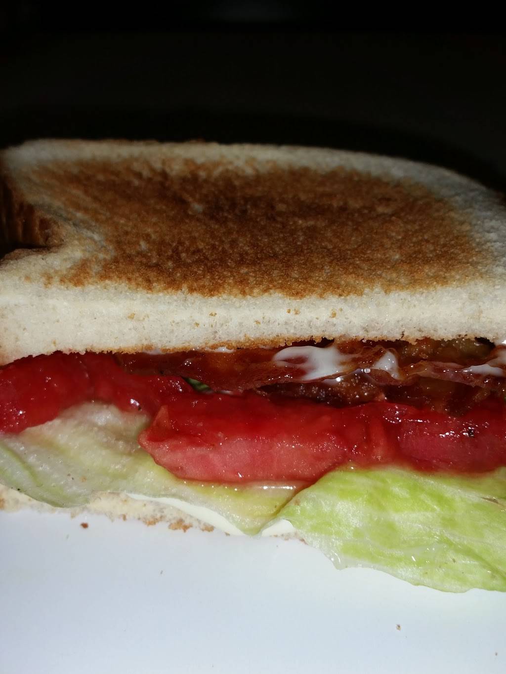 Tubbys Hot Dogs | restaurant | 4542 E Princess Anne Rd, Norfolk, VA 23502, USA | 7578553911 OR +1 757-855-3911