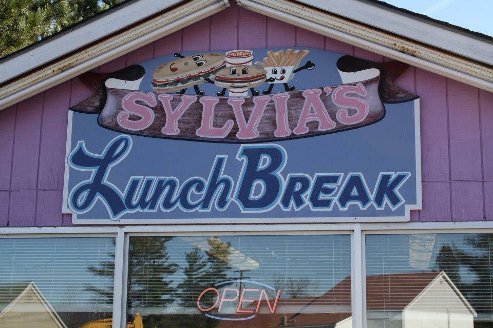 Sylvias Lunch Break | restaurant | 257 Summer St, Lancaster, NH 03584, USA | 6037883328 OR +1 603-788-3328