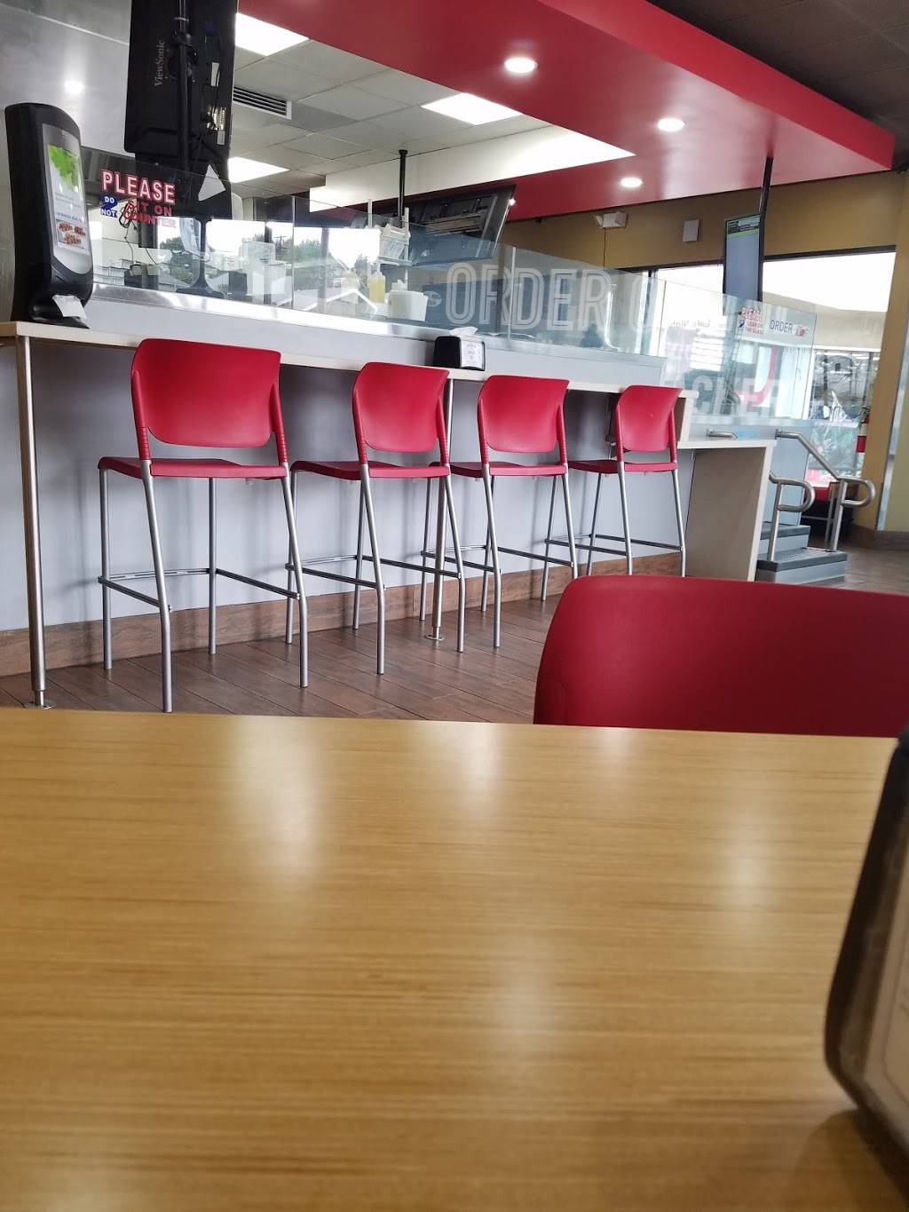 Dominos Pizza | meal delivery | 1381 Sunset Blvd Ste B, Los Angeles, CA 90026, USA | 2134138444 OR +1 213-413-8444