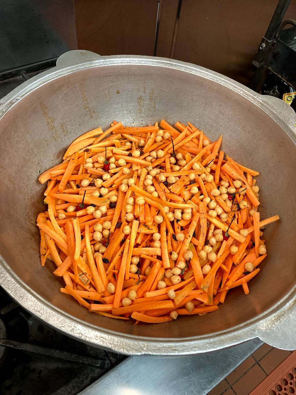 Oasis Uzbek Kebab House | restaurant | 1430 Reisterstown Rd, Pikesville, MD 21208, USA | 4107779700 OR +1 410-777-9700