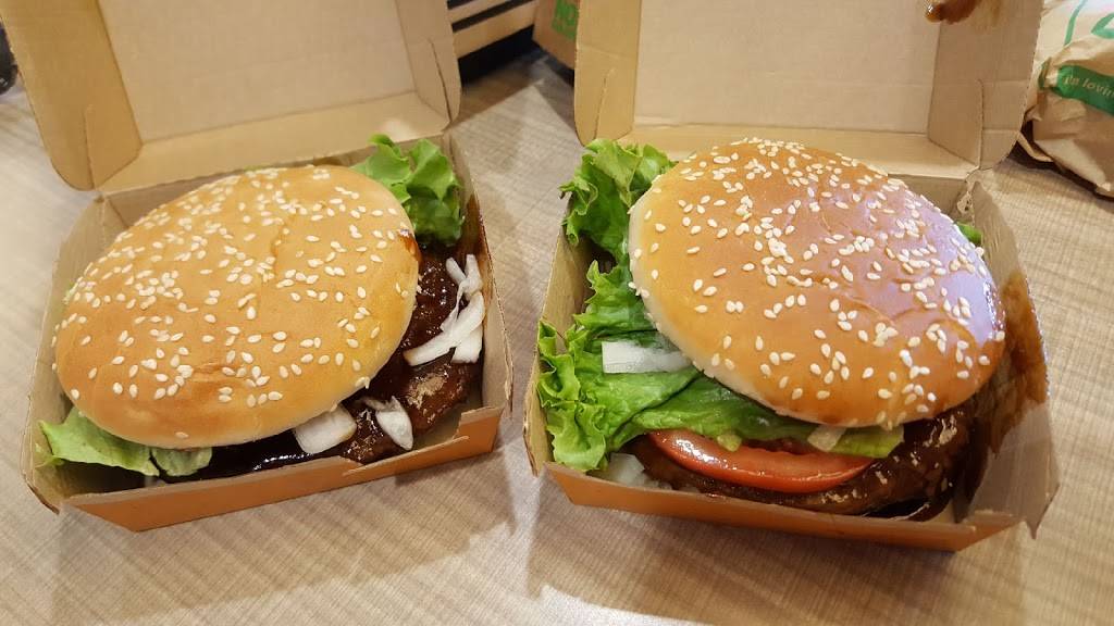 McDonalds | cafe | 2476 Kalakaua Ave, Honolulu, HI 96815, USA | 8089711766 OR +1 808-971-1766