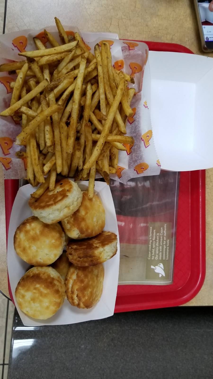 Popeyes Louisiana Kitchen | meal takeaway | 480 Hespeler Rd, Cambridge, ON N1R 7R9, Canada | 5195130340 OR +1 519-513-0340