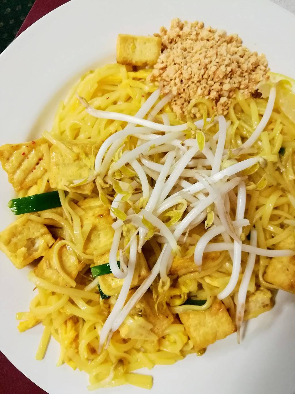 New Bangkok Thai Restaurant | restaurant | 59 Lake St S, Forest Lake, MN 55025, USA | 6514640308 OR +1 651-464-0308