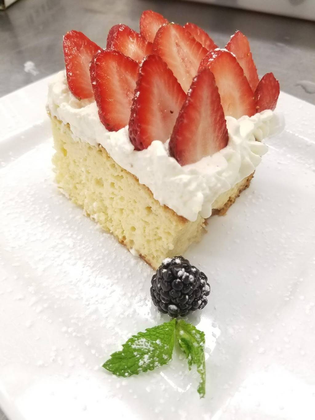 The Grog Restaurant | restaurant | 13 Middle St, Newburyport, MA 01950, USA | 9784658008 OR +1 978-465-8008