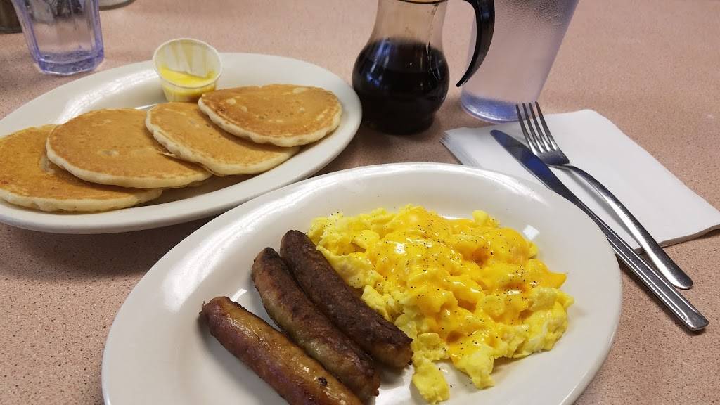 J&J Coney Island Iii | restaurant | 7220 W Vernor Hwy, Detroit, MI 48209, USA | 3138415250 OR +1 313-841-5250