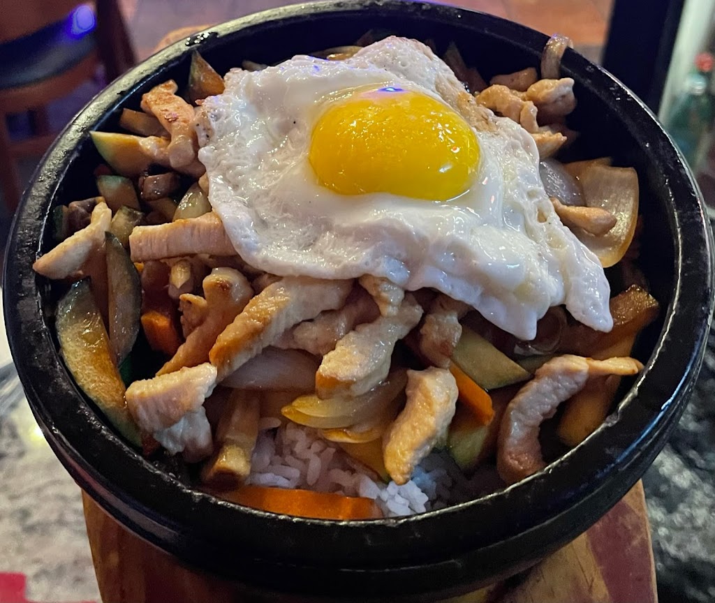 Purple Asian Bistro | restaurant | 906 Tiger Blvd, Clemson, SC 29631, USA | 3109359124 OR +1 310-935-9124