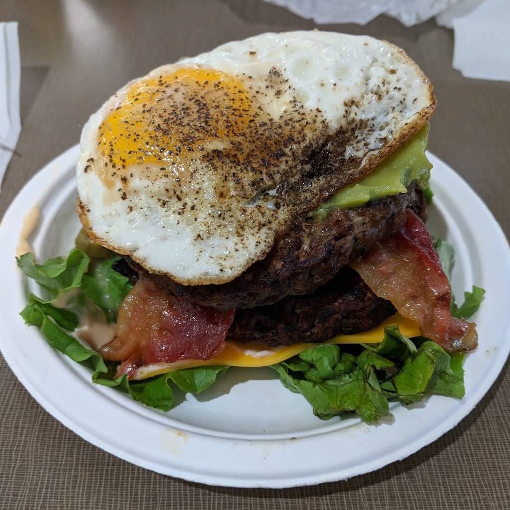 South St. Burger | restaurant | 100 Bayshore Drive FC02, Nepean, ON K2B 8C1, Canada | 6136951005 OR +1 613-695-1005