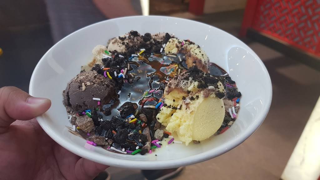 Mandarin Restaurant | meal takeaway | Frontenac Mall, 1300 Bath Rd, Kingston, ON K7M 4X4, Canada | 6135462000 OR +1 613-546-2000