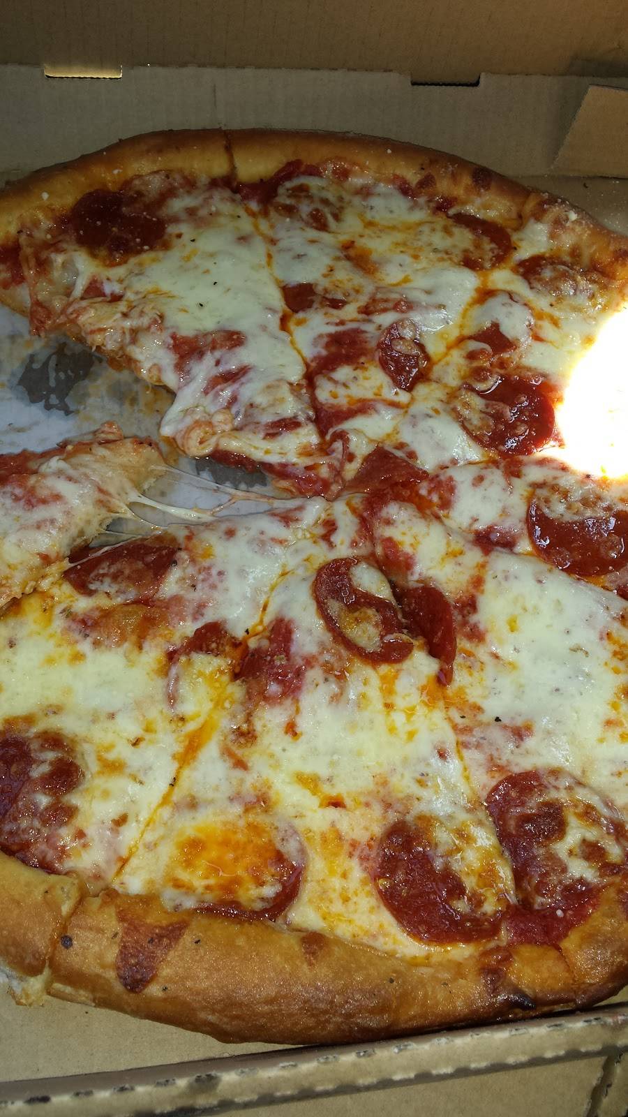 Alfredos Of Lewisburg & White Sulphur Springs | restaurant | 413 Greenbrier Valley Mall, Lewisburg, WV 24901, USA | 6813183516 OR +1 681-318-3516