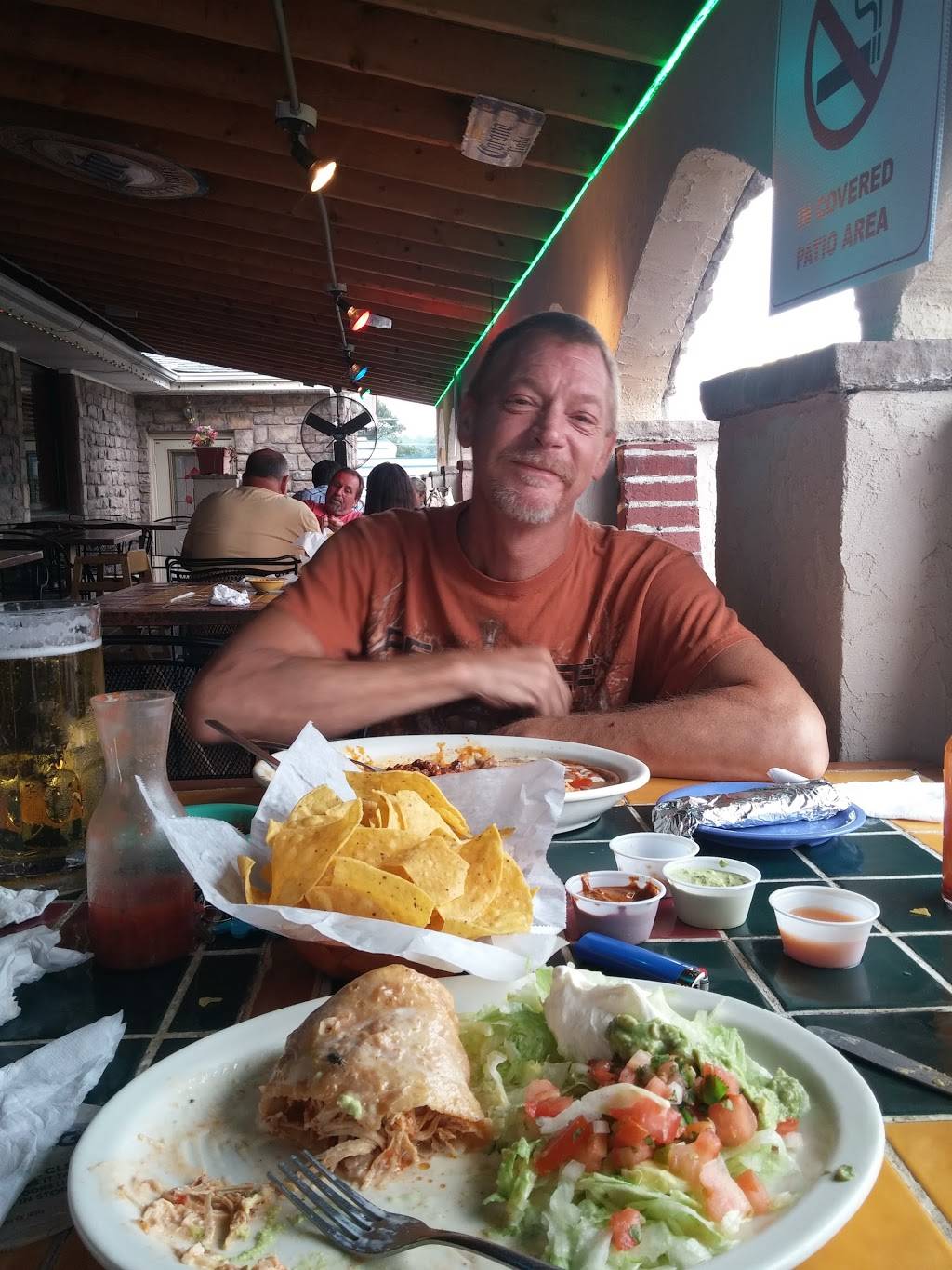 La Fiesta Mexican Grill | restaurant | 8523 Hixson Pike, Hixson, TN 37343, USA | 4238431149 OR +1 423-843-1149