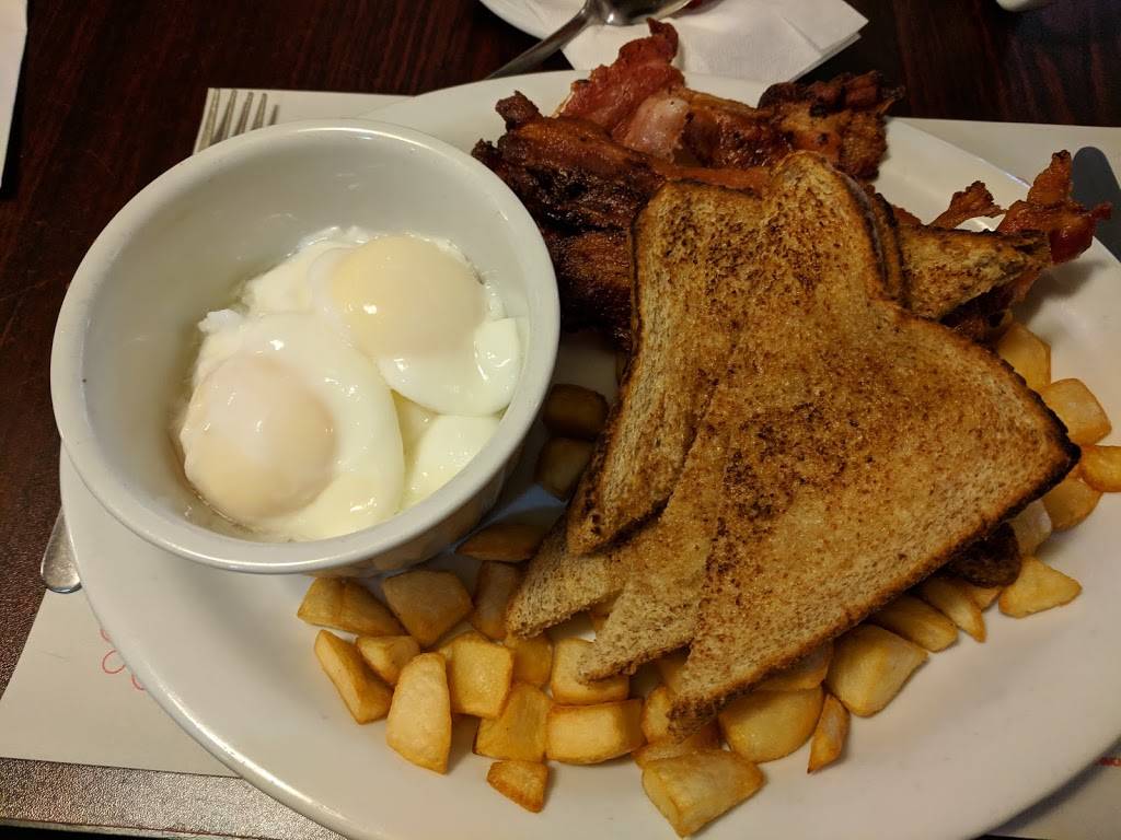 Tincap Restaurant & Plaza | restaurant | 3105 County Rd 29, Brockville, ON K6V 5T4, Canada | 6133454575 OR +1 613-345-4575