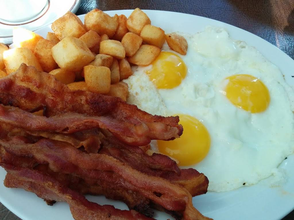 Harmony Pastry Shop & Cafe | bakery | 2541 Highway 24 North, RR4, Simcoe, ON N3Y 4K3, Canada | 5194266760 OR +1 519-426-6760