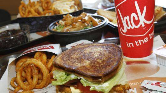Jack in the Box | restaurant | 14398 County Line Rd, Delano, CA 93215, USA | 6617211132 OR +1 661-721-1132