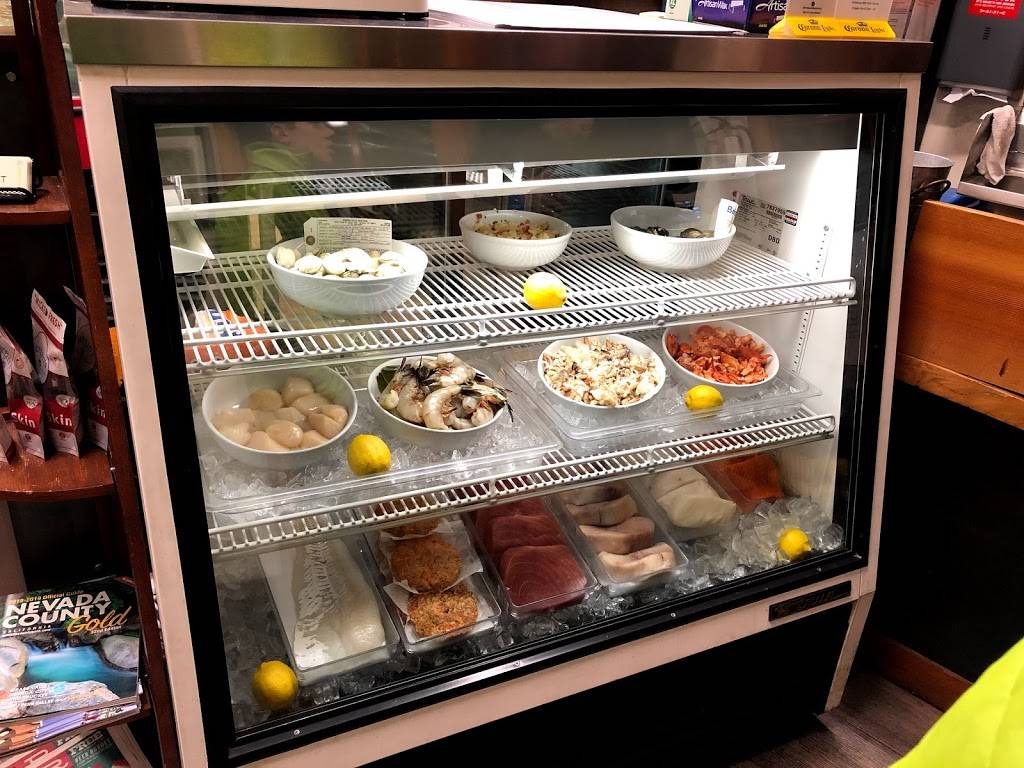 Morgans Lobster Shack & Fish Market | restaurant | 10089 W River St, Truckee, CA 96161, USA | 5305825000 OR +1 530-582-5000