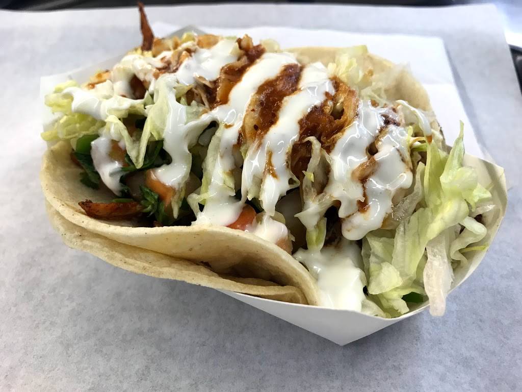 Tams Burgers 23 | restaurant | 2403, 303 N Alameda St, Compton, CA 90220, USA | 3106393045 OR +1 310-639-3045