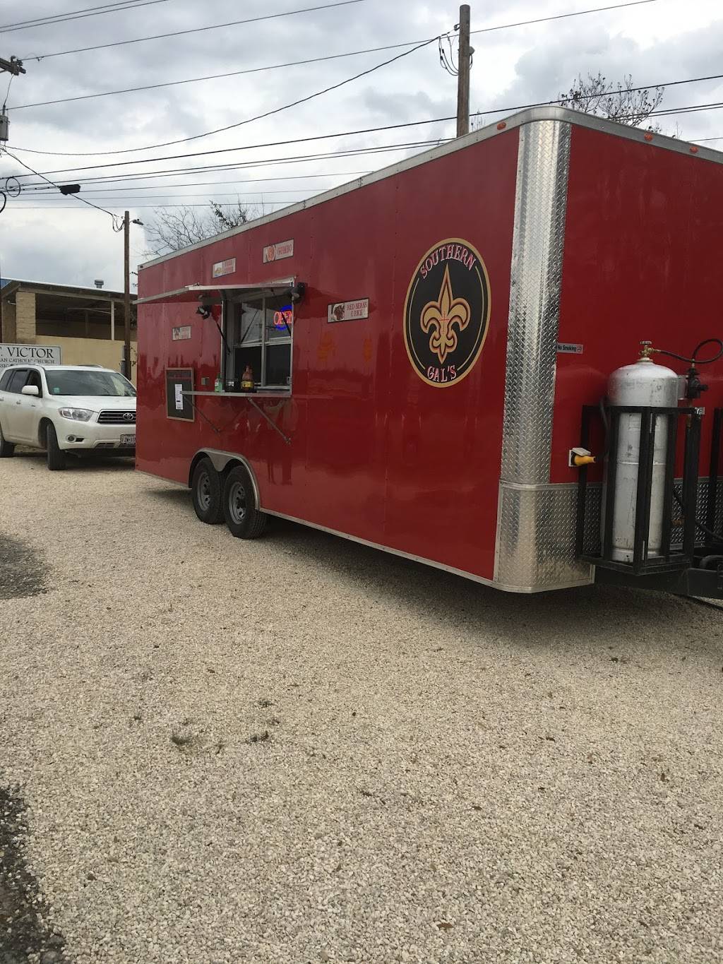 Southern Gals | restaurant | 9657, FM1283, Lakehills, TX 78063, USA | 2102190622 OR +1 210-219-0622