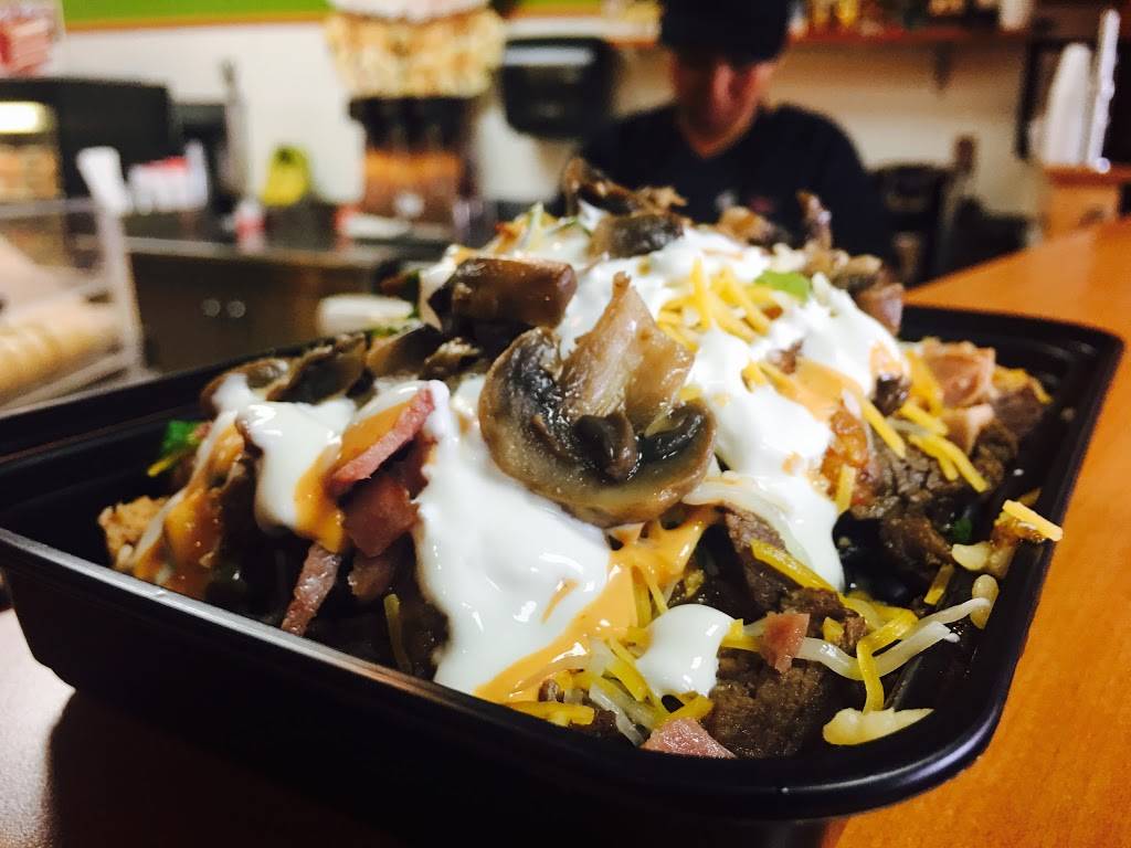 Fat Daddys | restaurant | 6901 Security Blvd, Baltimore, MD 21207, USA | 4109442050 OR +1 410-944-2050