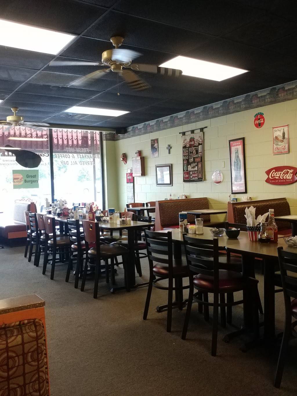 The Country Skillet | restaurant | In DeSoto Plaza, 1283 Main St, Southaven, MS 38671, USA | 6622802060 OR +1 662-280-2060